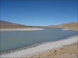 Река Брахмапутра. Фото с сайта http://foto.tibet.ru