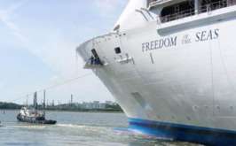 Лайнер \"Freedom of the Seas\". Фото с сайта http://www.salon.su