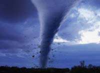 Торнадо – сильновращающийся вихрь, обладающий поистине ураганными скоростями