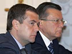 Медведев: экологи могут не пустить российский бизнес на внешний рынок. Фото: Reuters