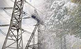 Непогода не дает восстановить энергоснабжение на Сахалине. Фото: РИА Новости