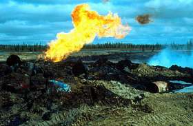 Утечка нефтепродуктов - серьезное экологическое бедствие. Фото: Greenpeace России