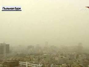 Мощная пылевая буря и ливень посеяли хаос в Дели. Фото: Вести.Ru