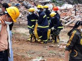 Спасательные работы в районе землетрясения. Фото AFP