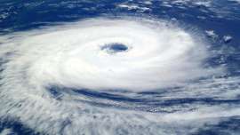 Тропические штормы усиливаются из-за повышения температуры воды. Фото: РИА Новости