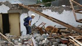 10 тысяч человек оставили свои дома после землетрясения в Индонезии. Фото: РИА Новости