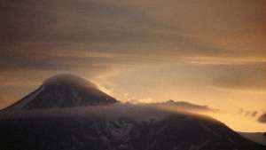 Активизировался вулкан Эбеко около Северо-Курильска. Фото: РИА Новости