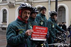 Гринпис объявил о начале народного контроля за раздельным сбором мусора в Петербурге. Фото: Greenpeace