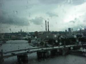 Дождь в Москве. Фото пользователя yana-schreiber с сайта http://img-fotki.yandex.ru