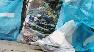 Эконалог заставил бельгийцев отказаться от пластиковых пакетов. Фото: РИА Новости