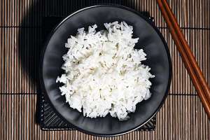 Белый рис. Фото: http://rolly-sushi.ru/