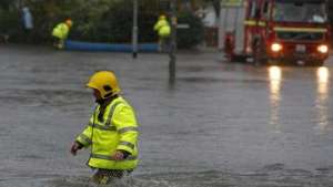 Полицейский стал жертвой сильных наводнений на северо-западе Англии. Фото: РИА Новости