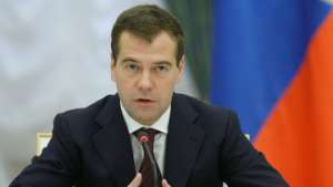 Проблема выбросов должна решаться всеми странами сообща - Медведев. Фото: РИА Новости