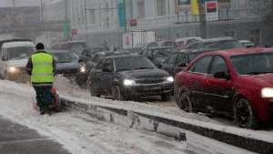Сильный снегопад хорошо очистит московский воздух. Фото: РИА Новости