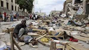 На улице столицы Гаити Порт-о-Пренса после разрушительного землетрясения. Фото: РИА Новости