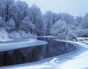 Река зимой. Архив: http://brles.zapoved.ru