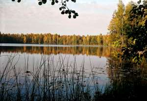 Озеро Красное. Фото: http://zhurnal.lib.ru