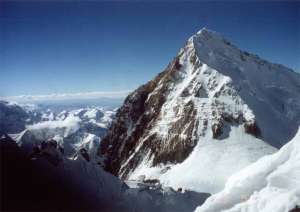 Эверест. Фото: http://www.alpclub.ur.ru