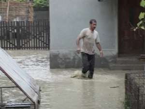 Власти Румынии подсчитывают ущерб от сильнейшего наводнения. Фото: Вести.Ru
