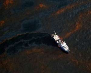 Разлив нефти. Фото: http://podrobnosti.ua