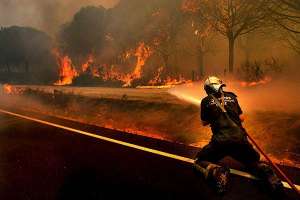 Тушение лесного пожара. Архив. Фото: http://sunhome.ru