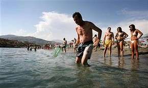 Испания: забрали тунца – получили пришествие медуз. Фото: Getty Images / http://www.mignews.com