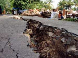 Последствия землетрясения. Фото: http://news.am