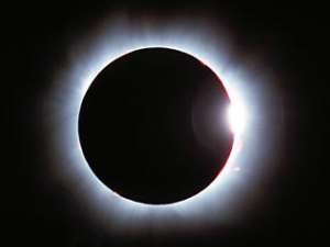 Солнечное затмение. Фото: http://news.cosmoport.com