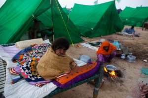 Лагерь беженцев, пострадавших от прошлогоднего наводнения в Пакистане (фото Gideon Mendel For Action Aid / In Pictures / Corbis).