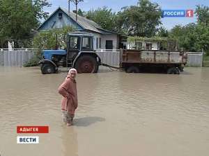 Краснодарские поселки затопило за считаные минуты. Фото: Вести.Ru