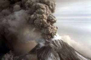 Извержение вулкана Шивелуч. Фото: http://aif.ru