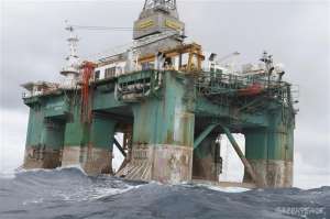 Добыча нефти на шельфе Арктики: не будите лихо… Фото: http://www.greenpeace.org