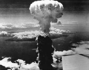 Взрыв атомной бомбы в Хиросиме. Фото: http://sovserv.ru