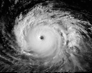 Тропический ураган. Фото: http://zaiprotiv.info