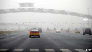 Качество пекинского воздуха уже давно вызывает серьезные нарекания. Фото AFP с сайта http://www.bbc.co.uk