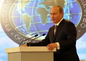Председатель Попечительского совета РГО, председатель Правительства России В.В. Путин. Фото: http://www.geogr.msu.ru