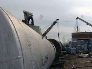 Спасатели ликвидировали свалку химических отходов в Балезино. Фото: Вести.Ru