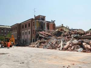 Число жертв землетрясения в Италии выросло до 13. Фото: Reuters