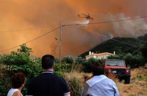Природные пожары в Греции. Фото: http://yousmi.by