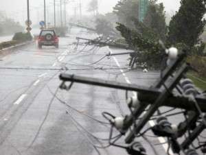 Последствия тайфуна &quot;Болавен&quot;. Фото: http://www.newsfiber.com
