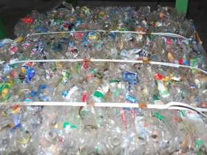 Переработка пластиковых бутылок. Фото: http://donbass.ua