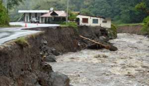 Проливные дожди затопили Панаму. Фото EPA с сайта &quot;Голос России&quot;
