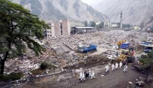 Причиной Сычуаньского землетрясения стала ГЭС? Фото EPA с сайта &quot;Голос России&quot;