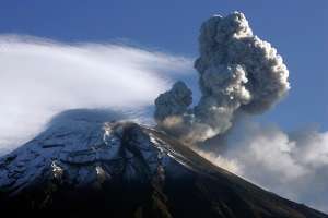 Эквадорский вулкан Тунгурауа. Фото: http://www.ridus.ru