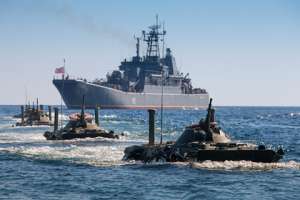 Военно-морские учения в Черном море. Фото: Lenta.Ru