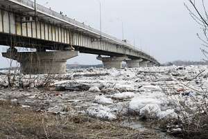Вскрытие рек ото льда. Фото: http://tomsk-novosti.ru