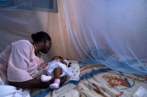 Пан Ги Мун призвал собравшихся в ООН меценатов помочь искоренить холеру в Гаити и покончить с инфекционными заболеваниями. Фото: Центр Новостей ООН