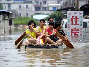 В Китае минимум 85 человек стали жертвами наводнений на северо-востоке страны (провинции Хэйлундзян, Ляонин, Цзилинь), еще около 100 считаются пропавшими без вести. Фото: Global Look Press