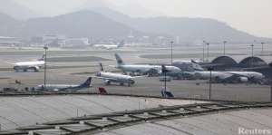 Из-за тайфуна &quot;Усаги&quot; в Гонконге отменены десятки авиарейсов