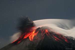 Извержение вулкана. Фото: http://astronet.ru